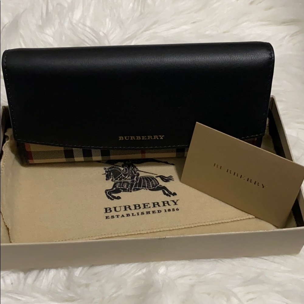 Burberry Leather Continental Wallet